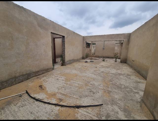 3 BEDROOM TOWNHOUSE FOR SALE IN ARCON PARK